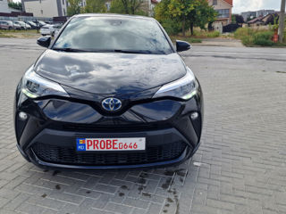 Toyota C-HR foto 10