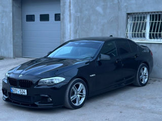 BMW 5 Series foto 1