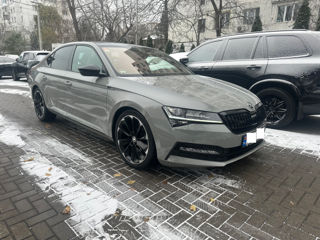 Skoda Superb foto 2