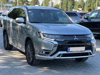 Mitsubishi Outlander foto 4