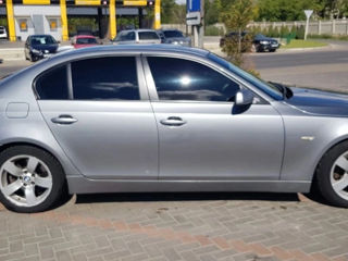 BMW 5 Series foto 5