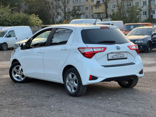 Toyota Yaris foto 4