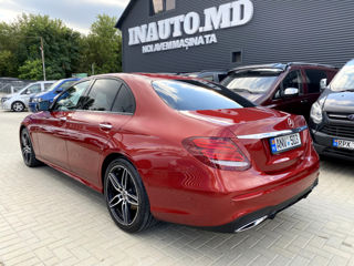 Mercedes E-Class foto 2