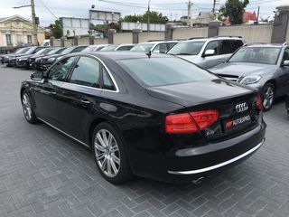 Audi A8 foto 5