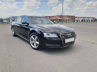 Audi A8 foto 1