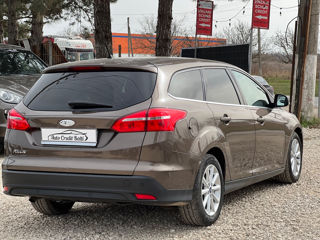 Ford Focus foto 10