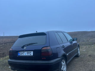 Volkswagen Golf foto 2