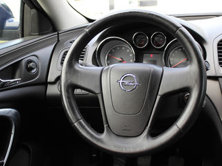Opel Insignia foto 6