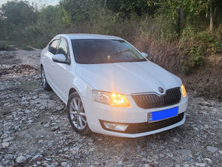 Skoda Octavia foto 1