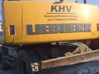 Excavator Liebherr 904