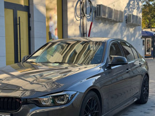 BMW 3 Series foto 5