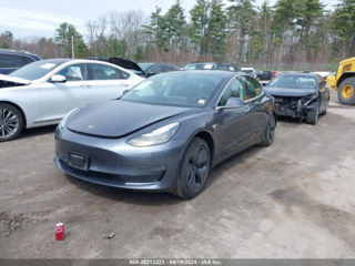 Tesla Model 3 foto 3