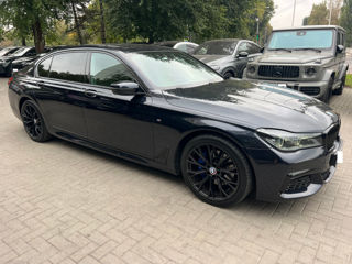 BMW 7 Series foto 7