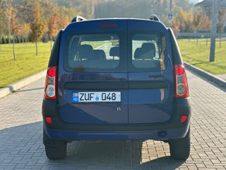 Dacia Logan foto 4