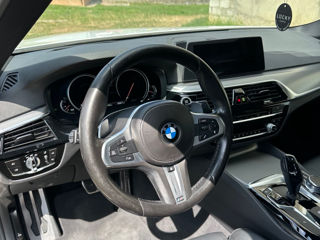 BMW 5 Series foto 5