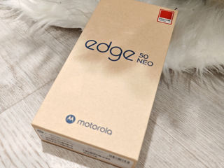 Motorola edge 50 neo 12+512gb  New sigilat PANTONE Poinciana foto 5