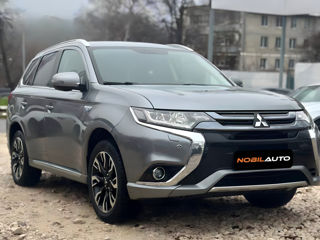 Mitsubishi Outlander foto 2