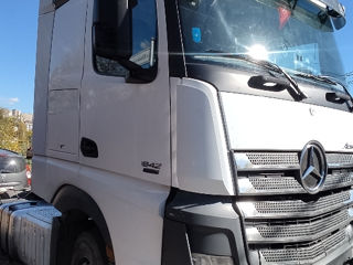 В разбор Actros mp4 есть всё foto 3