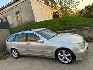 Mercedes C-Class