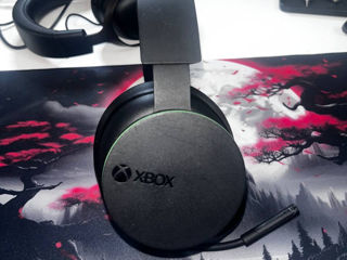 Прадаю Б/у наушники Microsoft Xbox Wireless Headset Черный foto 1