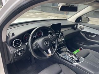 Mercedes GLC foto 7