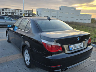 BMW 5 Series foto 4