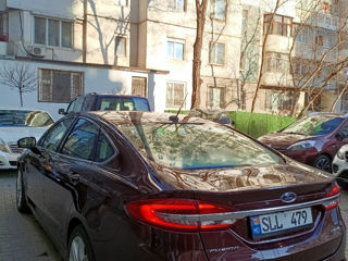 Ford Fusion foto 8