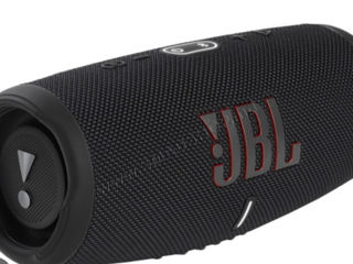 Cumpar Jbl charge 5, deteriorata nefunctionala, culoarea neagra