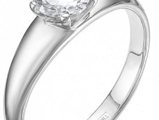 Серебряное кольцо, 925 проба, размер 17,5, камень - фианит
