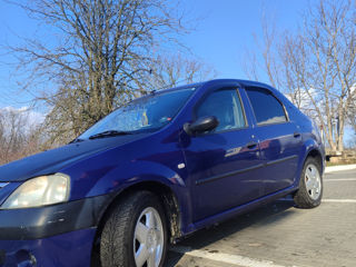 Dacia Logan foto 2