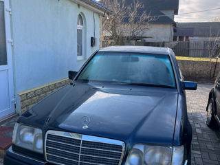 Mercedes E-Class foto 3