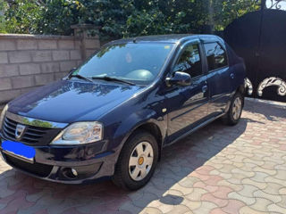 Dacia Logan foto 2