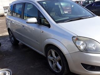 Opel Zafira 2008 Год foto 4