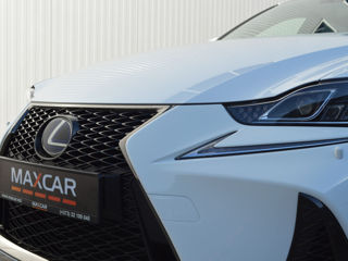 Lexus IS Series foto 4