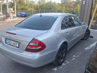 Mercedes E-Class foto 4