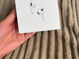 AirPods 3 Noi Sigilate foto 1