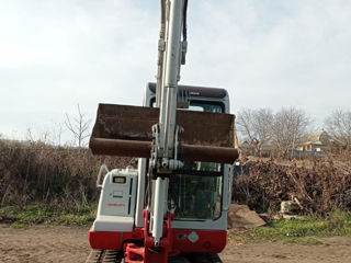 Takeuchi TB125 foto 2