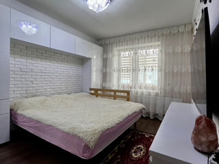 Apartament cu 3 camere, 80 m², Molodova, Bălți foto 5