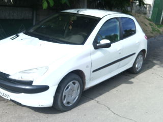 Peugeot 206 foto 1