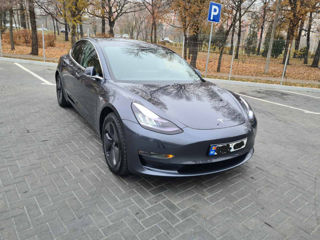 Tesla Model 3 foto 5