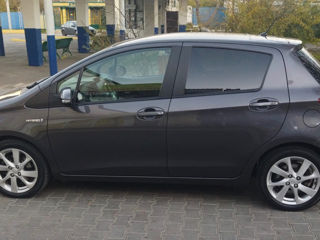 Toyota Yaris foto 4