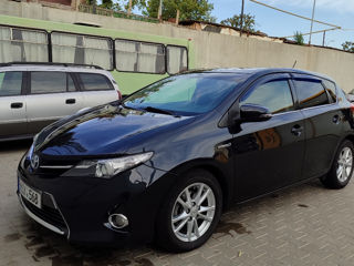 Toyota Auris foto 1