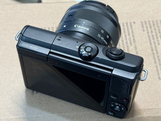 Canon EOS M200 Kit foto 2