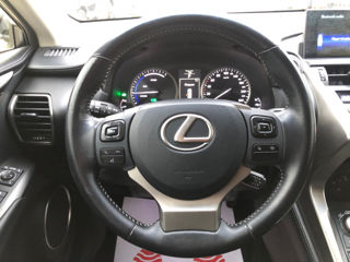 Lexus NX Series foto 8