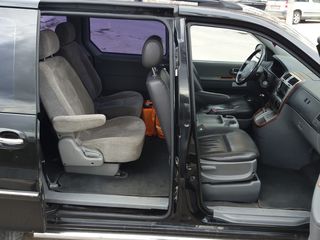 KIA Carnival foto 5