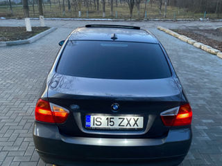 BMW 3 Series foto 5