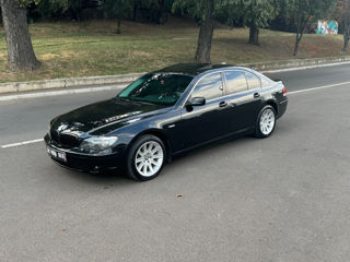 BMW 7 Series foto 1