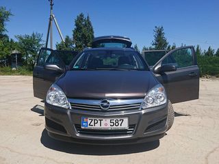 Opel Astra foto 4