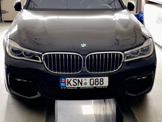 BMW 7 Series foto 1