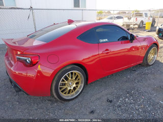 Toyota GT86 foto 8